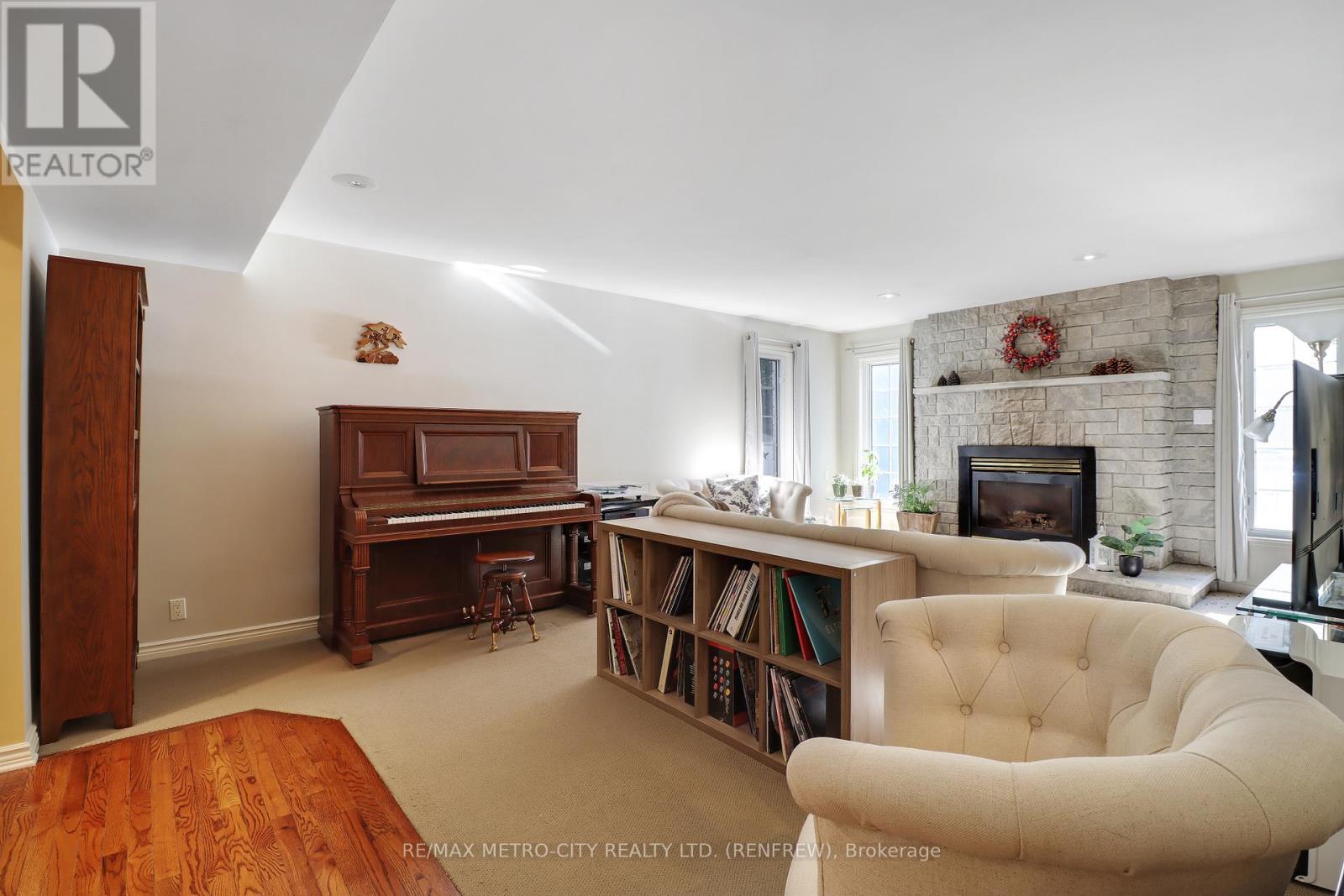 2069 HIGHWAY 132 HIGHWAY, Admaston/Bromley, Ontario, K7V3Z7 — Photo 8