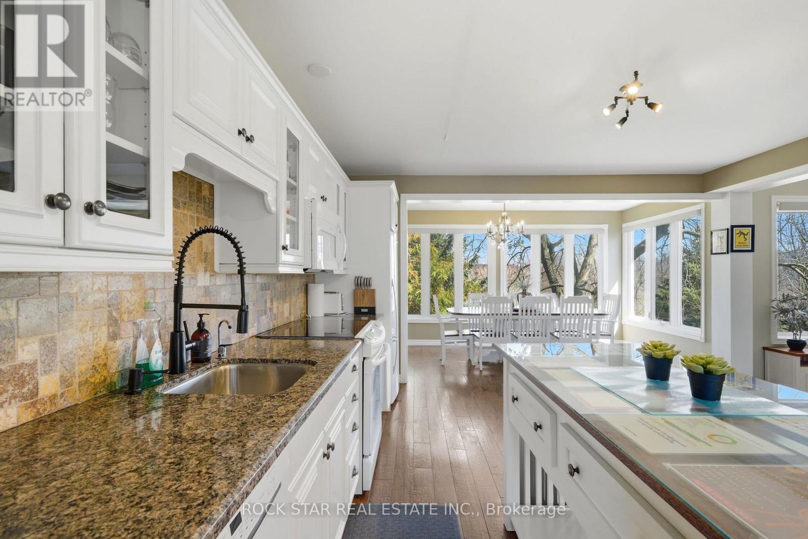 72 MARTINDALE ROAD, St. Catharines (Grapeview), Ontario, L2S2Y3 — Photo 10