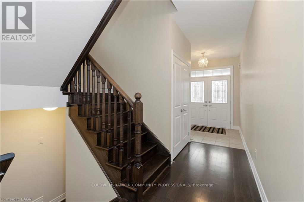 4 MACBEAN CRESCENT, Hamilton (Waterdown), Ontario, L8B0S5 — Photo 17