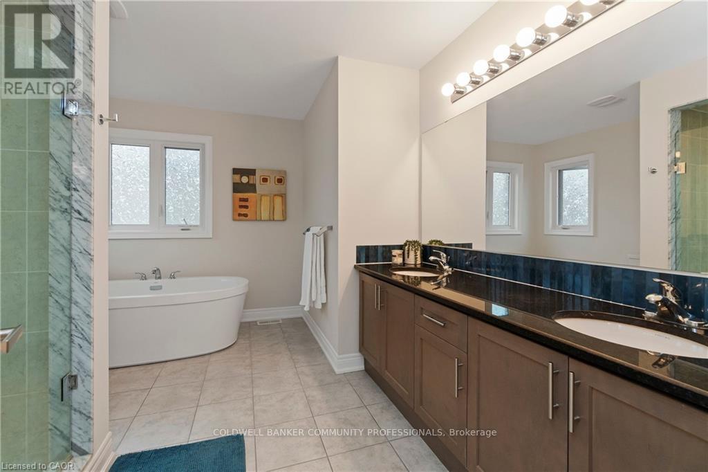 4 MACBEAN CRESCENT, Hamilton (Waterdown), Ontario, L8B0S5 — Photo 22