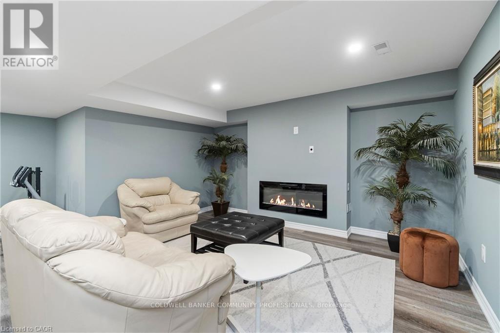 4 MACBEAN CRESCENT, Hamilton (Waterdown), Ontario, L8B0S5 — Photo 34