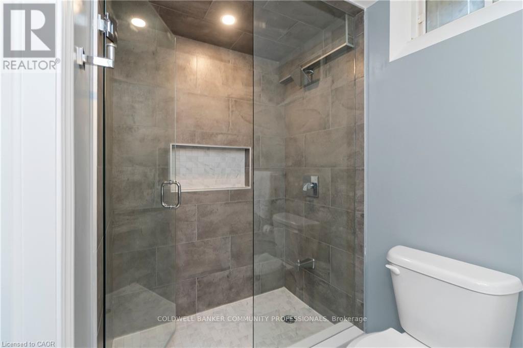 4 MACBEAN CRESCENT, Hamilton (Waterdown), Ontario, L8B0S5 — Photo 40