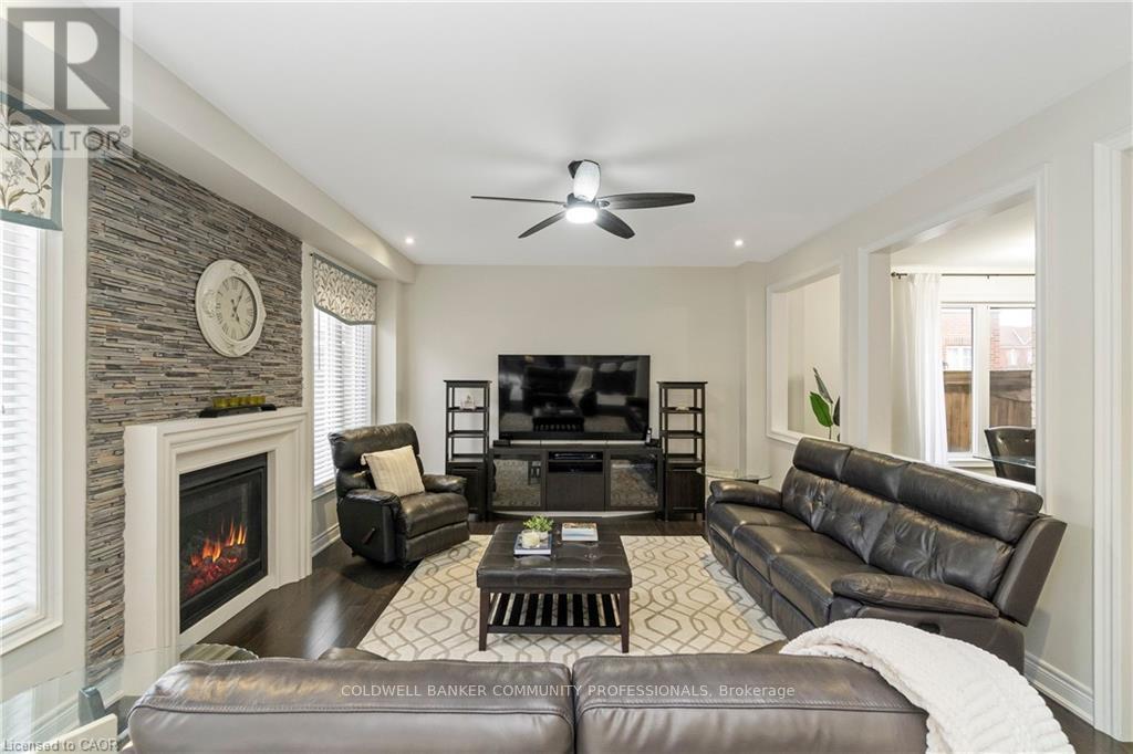 4 MACBEAN CRESCENT, Hamilton (Waterdown), Ontario, L8B0S5 — Photo 9