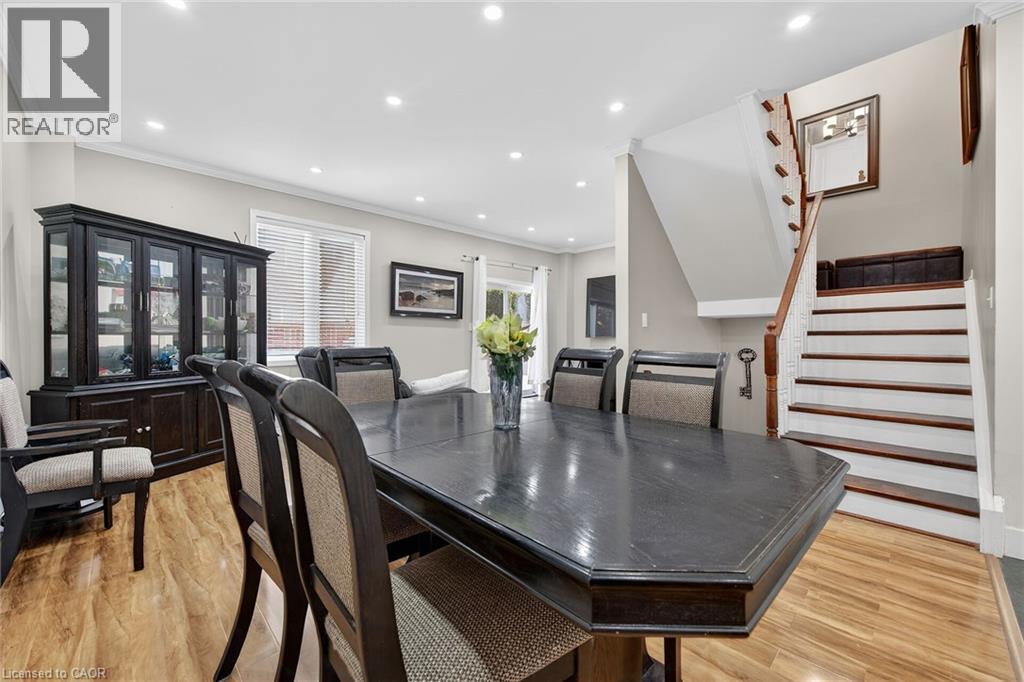 33 PANORAMA Way, Hamilton, Ontario, L8E6C6 — Photo 13