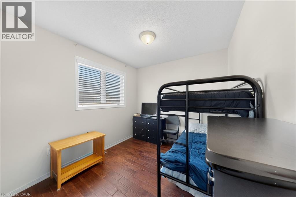 33 PANORAMA Way, Hamilton, Ontario, L8E6C6 — Photo 32