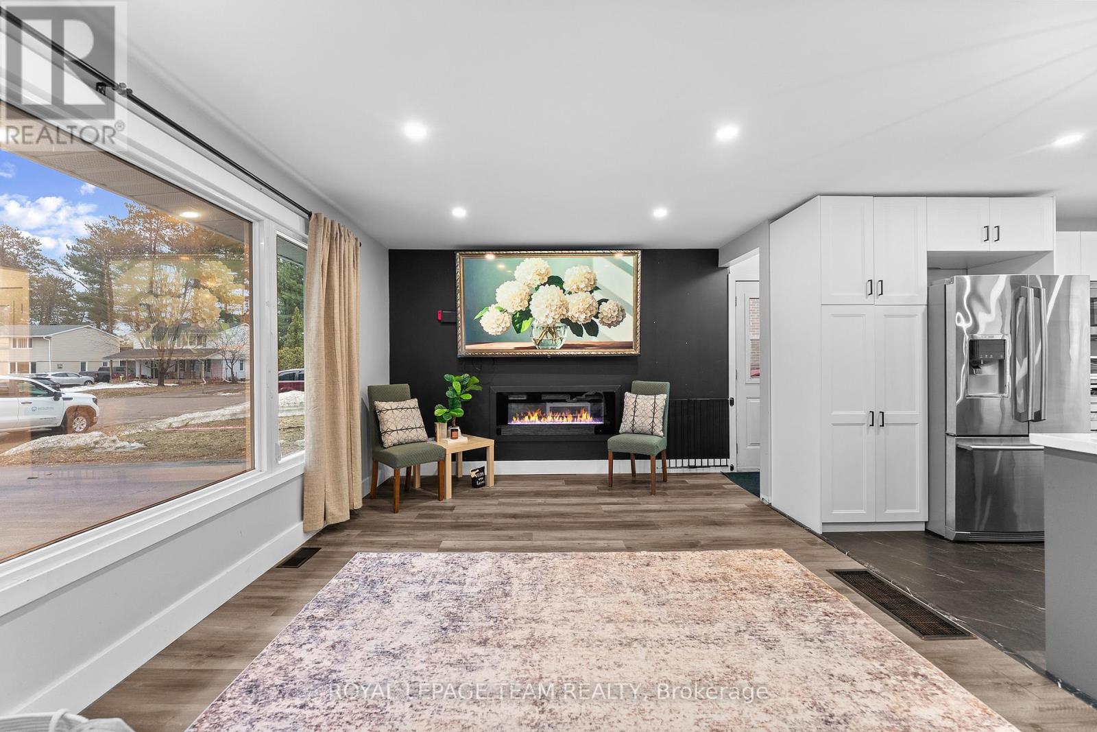 25 FRONTENAC CRESCENT, Deep River, Ontario, K0J1P0 — Photo 10