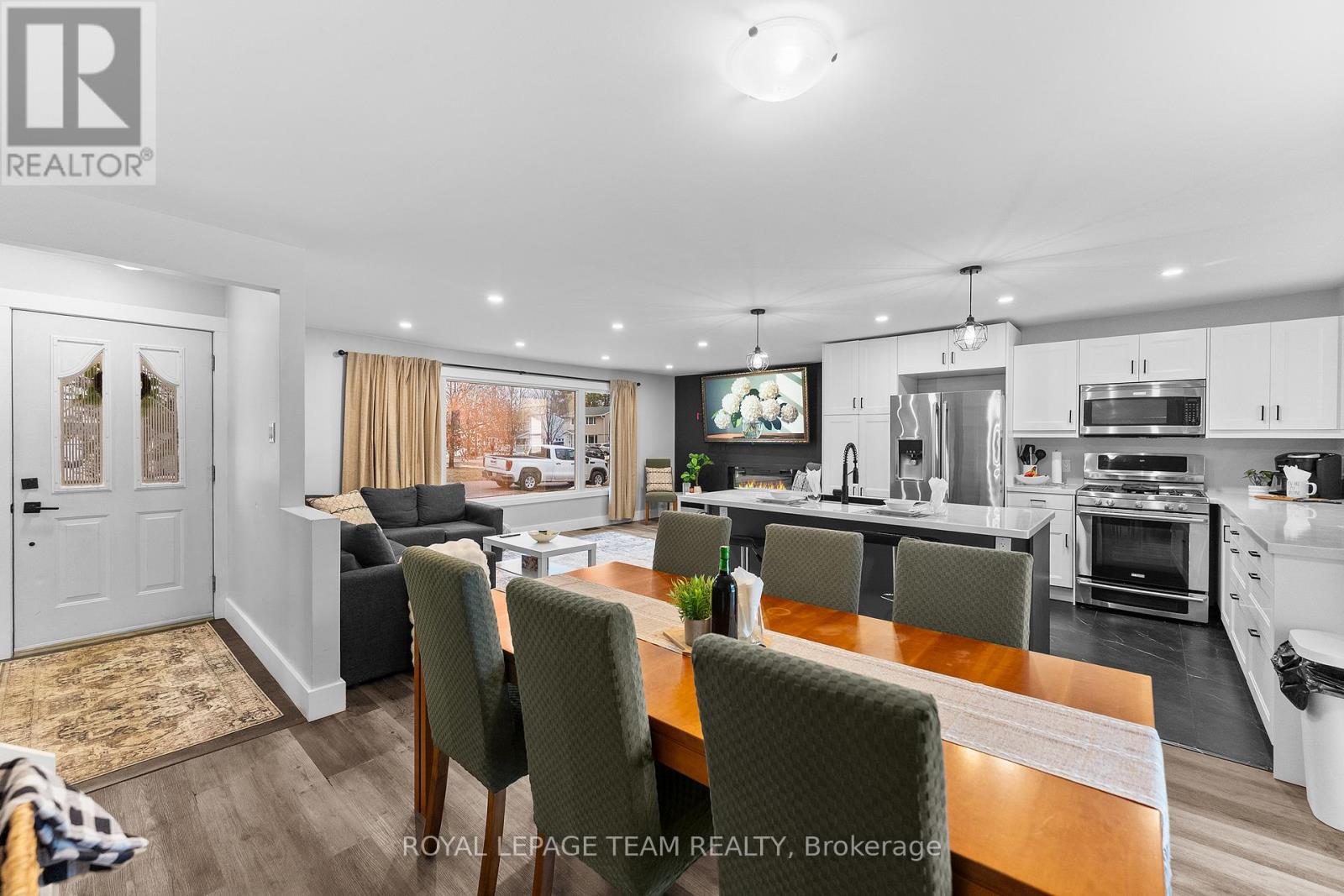 25 FRONTENAC CRESCENT, Deep River, Ontario, K0J1P0 — Photo 17