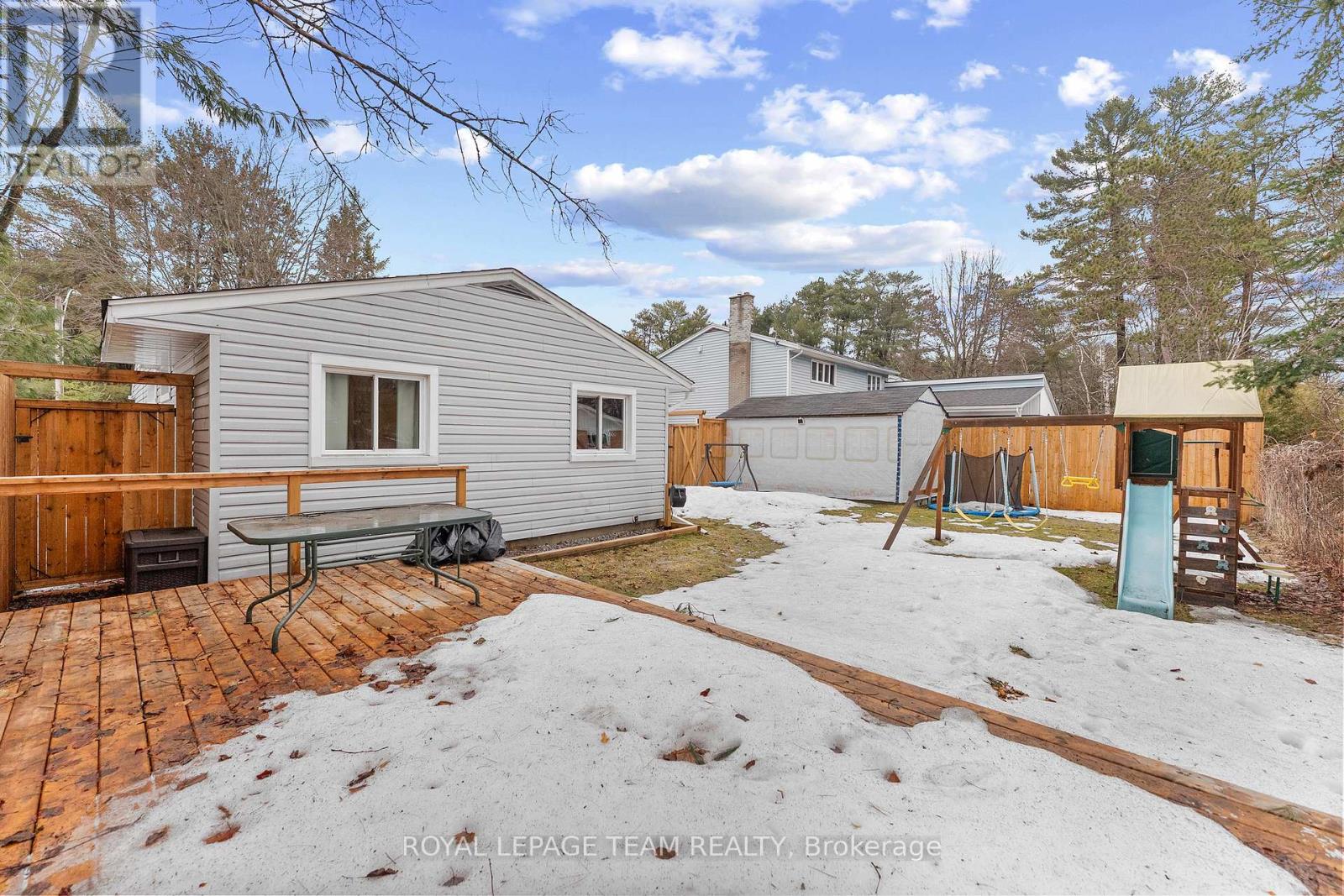 25 FRONTENAC CRESCENT, Deep River, Ontario, K0J1P0 — Photo 35