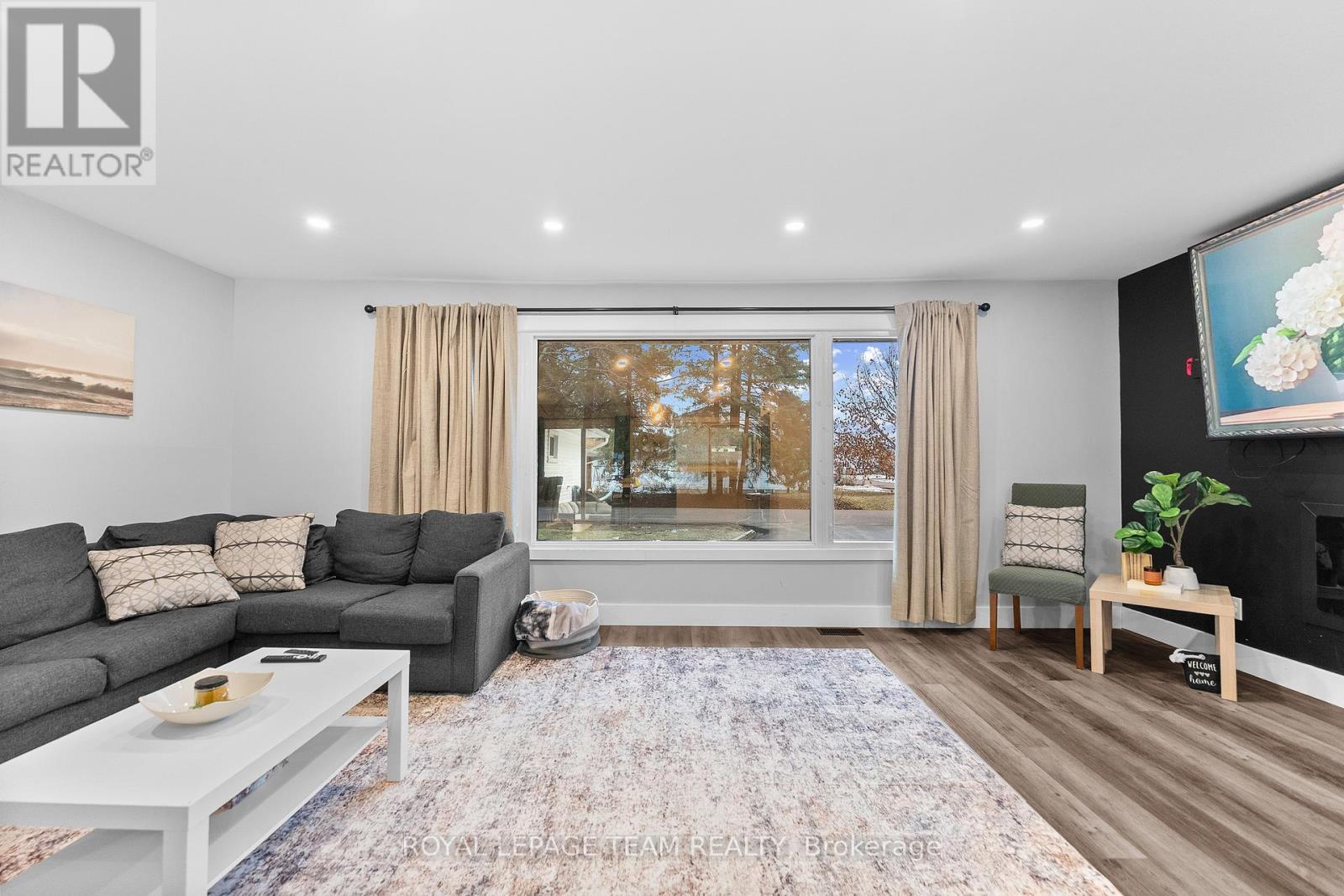 25 FRONTENAC CRESCENT, Deep River, Ontario, K0J1P0 — Photo 8