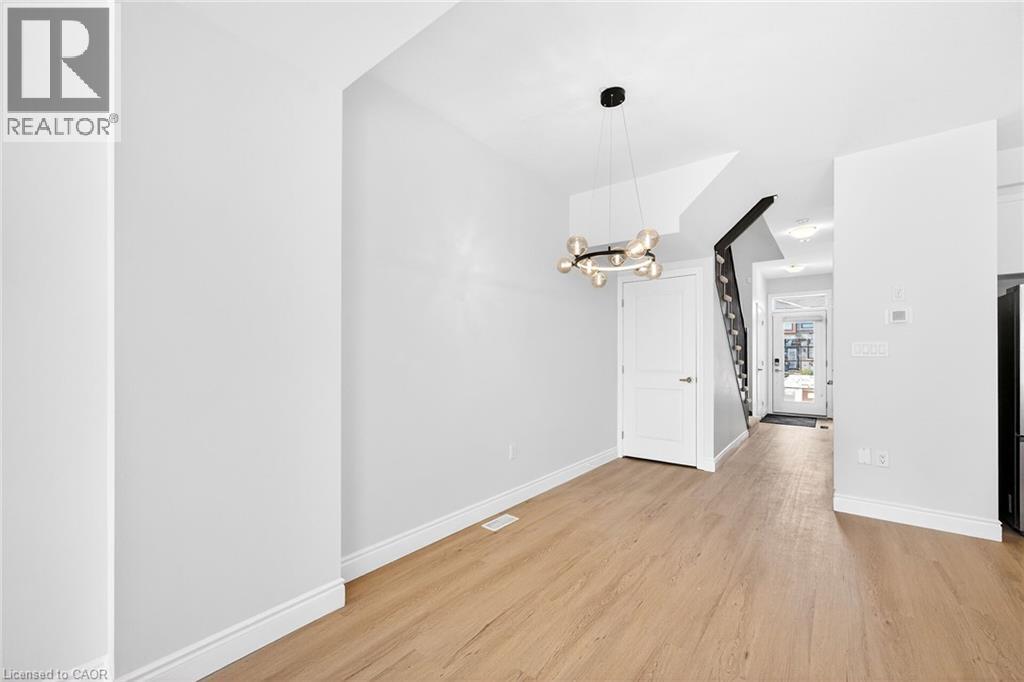 10 JUNE CALLWOOD Way, Brantford, Ontario, N3T0T7 — Photo 18