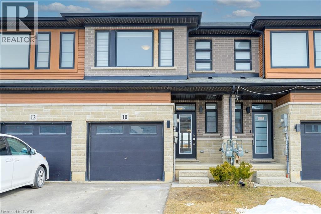 10 JUNE CALLWOOD Way, Brantford, Ontario, N3T0T7 — Photo 2