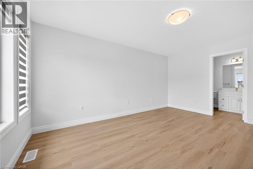 10 JUNE CALLWOOD Way, Brantford, Ontario, N3T0T7 — Photo 24