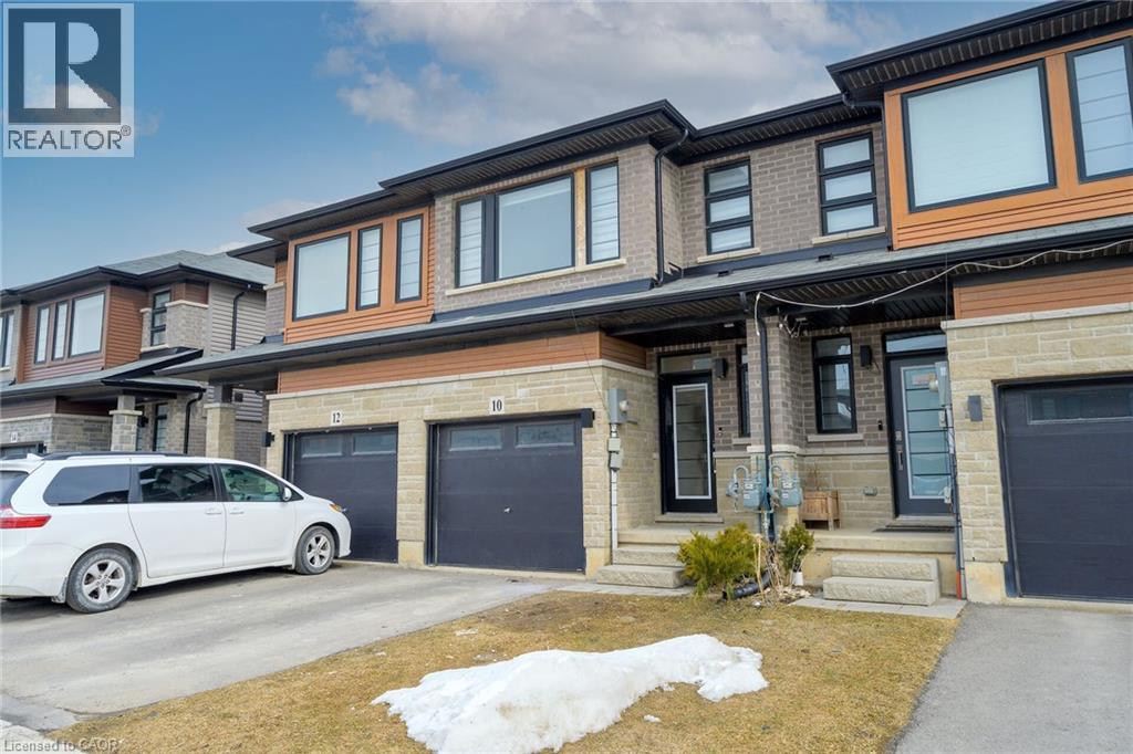 10 JUNE CALLWOOD Way, Brantford, Ontario, N3T0T7 — Photo 3