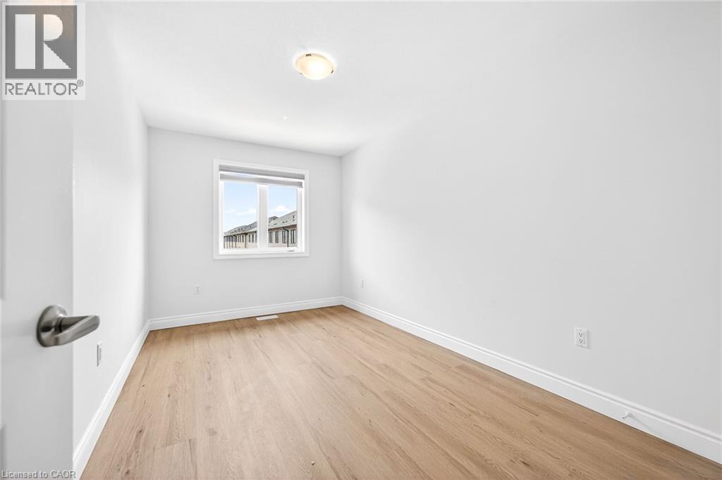 10 JUNE CALLWOOD Way, Brantford, Ontario, N3T0T7 — Photo 33