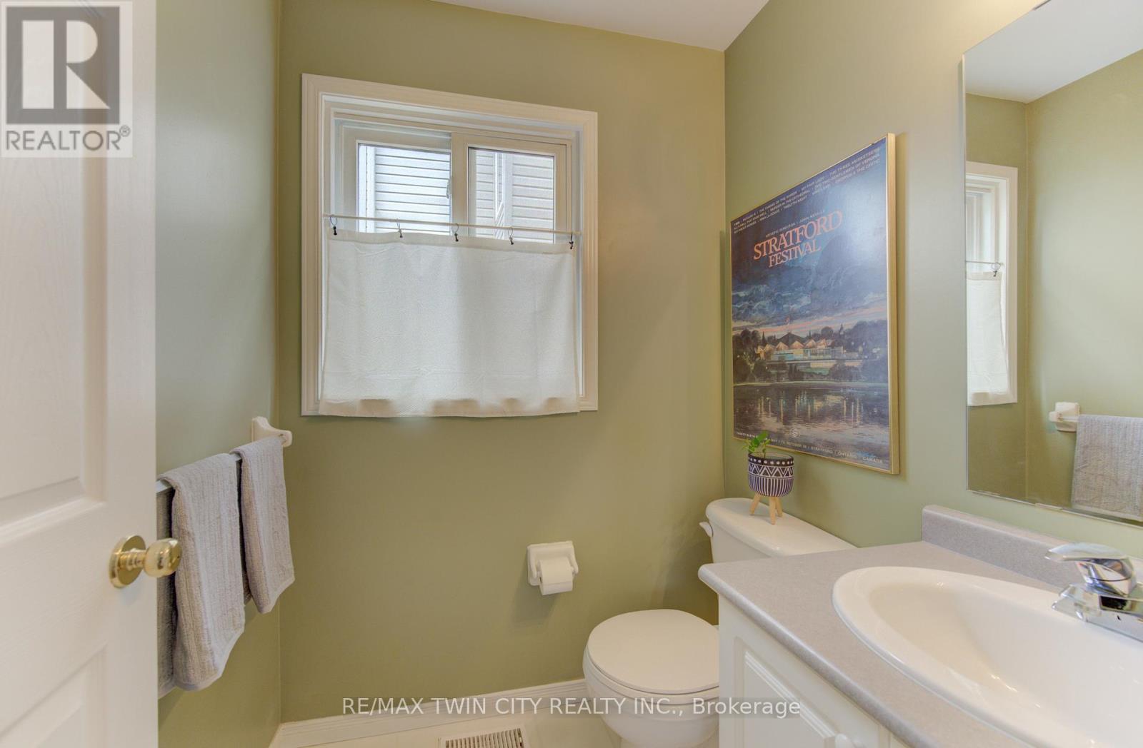 161 WINDFLOWER DRIVE S, Kitchener, Ontario, N2E3S9 — Photo 6