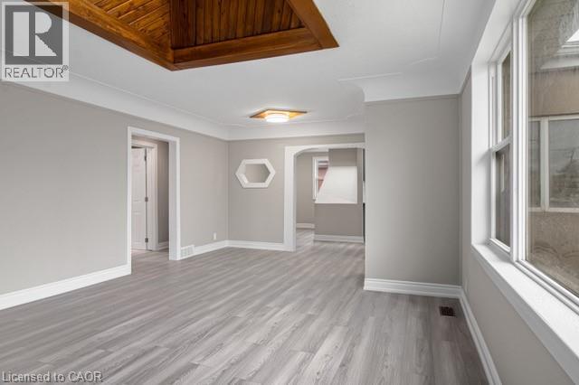 116 IRENE Avenue, Hamilton, Ontario, L8G2B5 — Photo 5