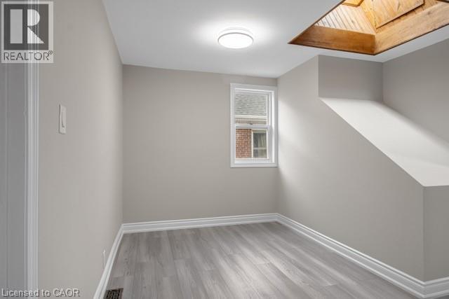 116 IRENE Avenue, Hamilton, Ontario, L8G2B5 — Photo 8
