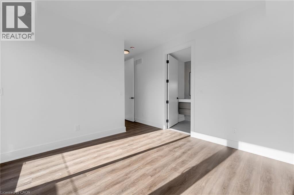166 EVERETT Common, St. Catharines, Ontario, L2P0G8 — Photo 13