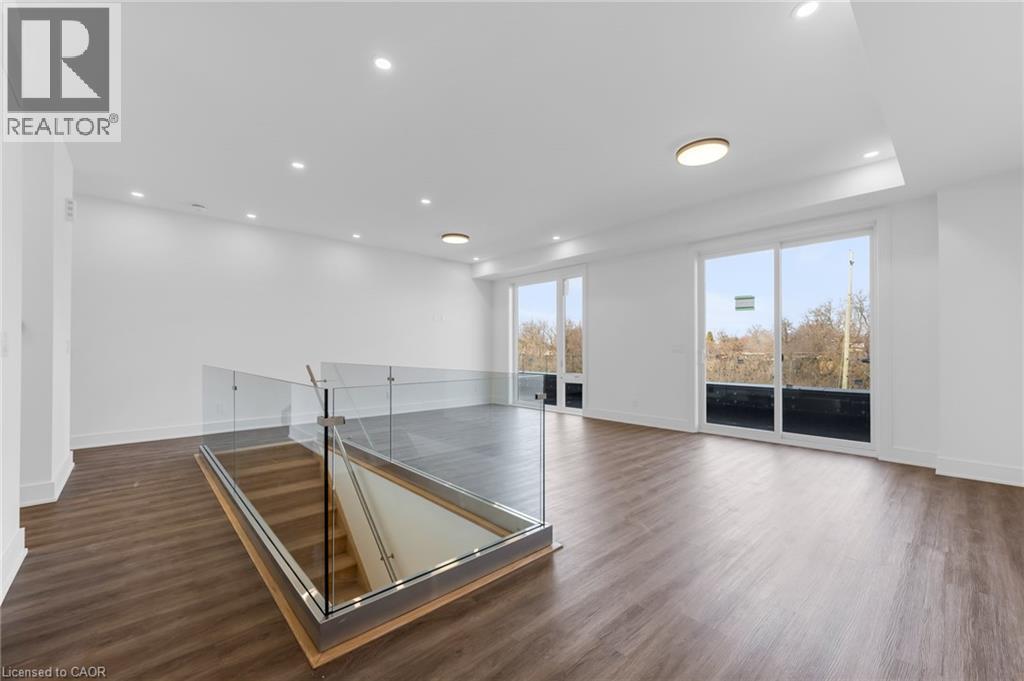166 EVERETT Common, St. Catharines, Ontario, L2P0G8 — Photo 4