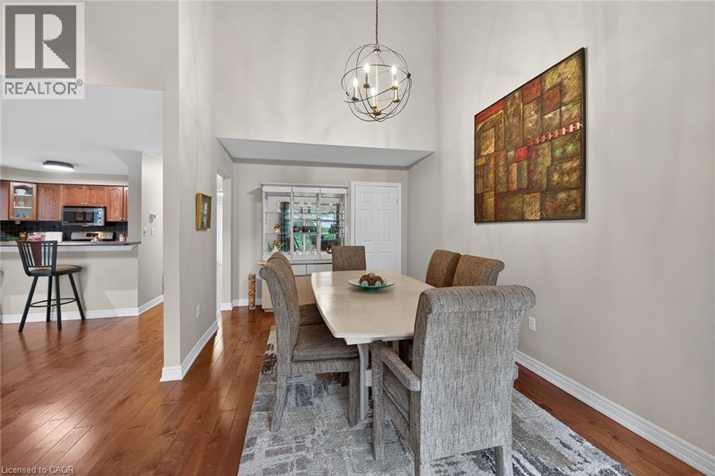 25 HAMILTON Street S Unit# 31, Waterdown, Ontario, L8B0L1 — Photo 17