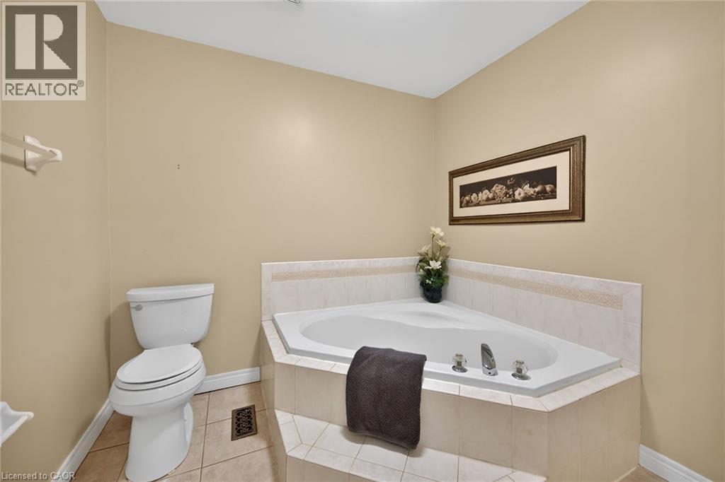 25 HAMILTON Street S Unit# 31, Waterdown, Ontario, L8B0L1 — Photo 27