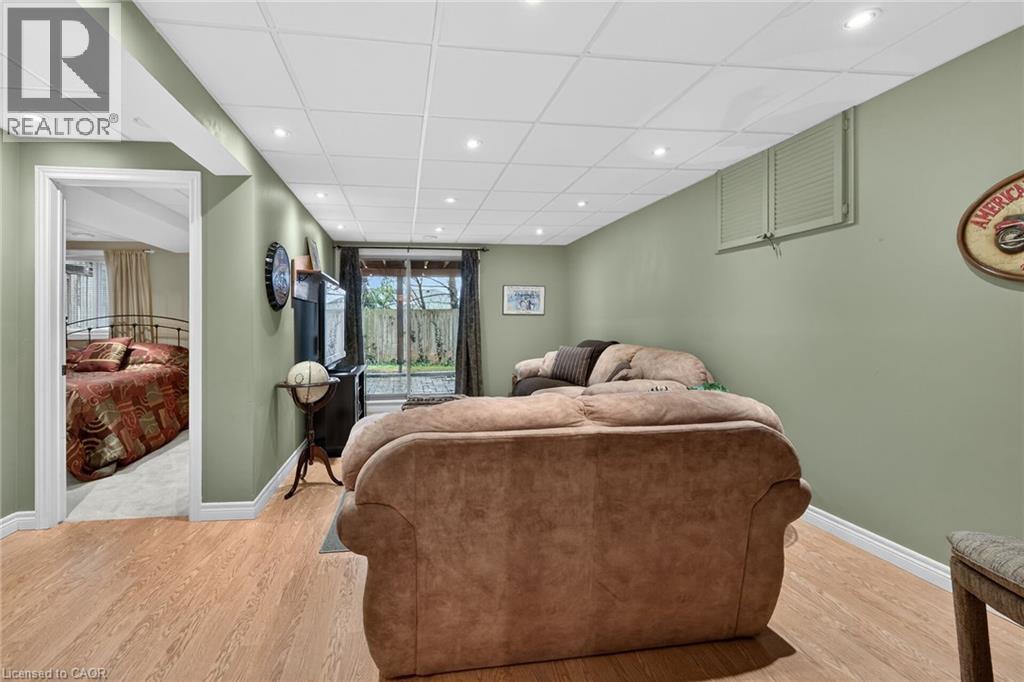 25 HAMILTON Street S Unit# 31, Waterdown, Ontario, L8B0L1 — Photo 36