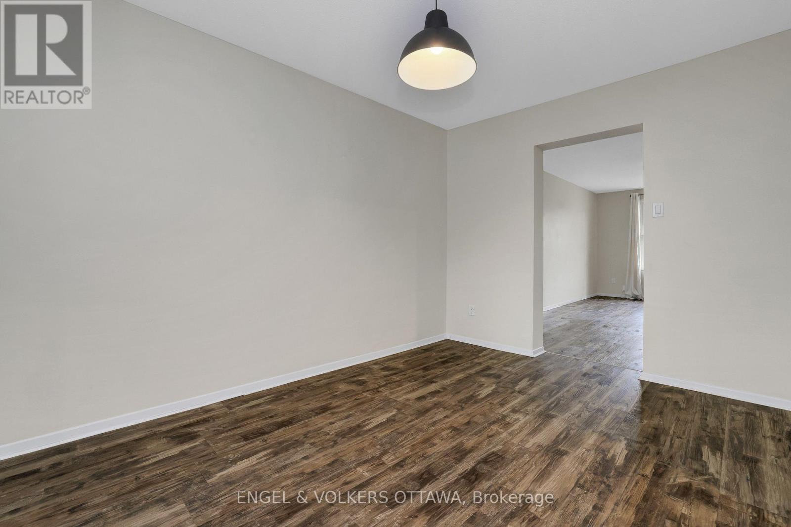 20 MEADOWBANK DRIVE, Ottawa, Ontario, K2G0N9 — Photo 13