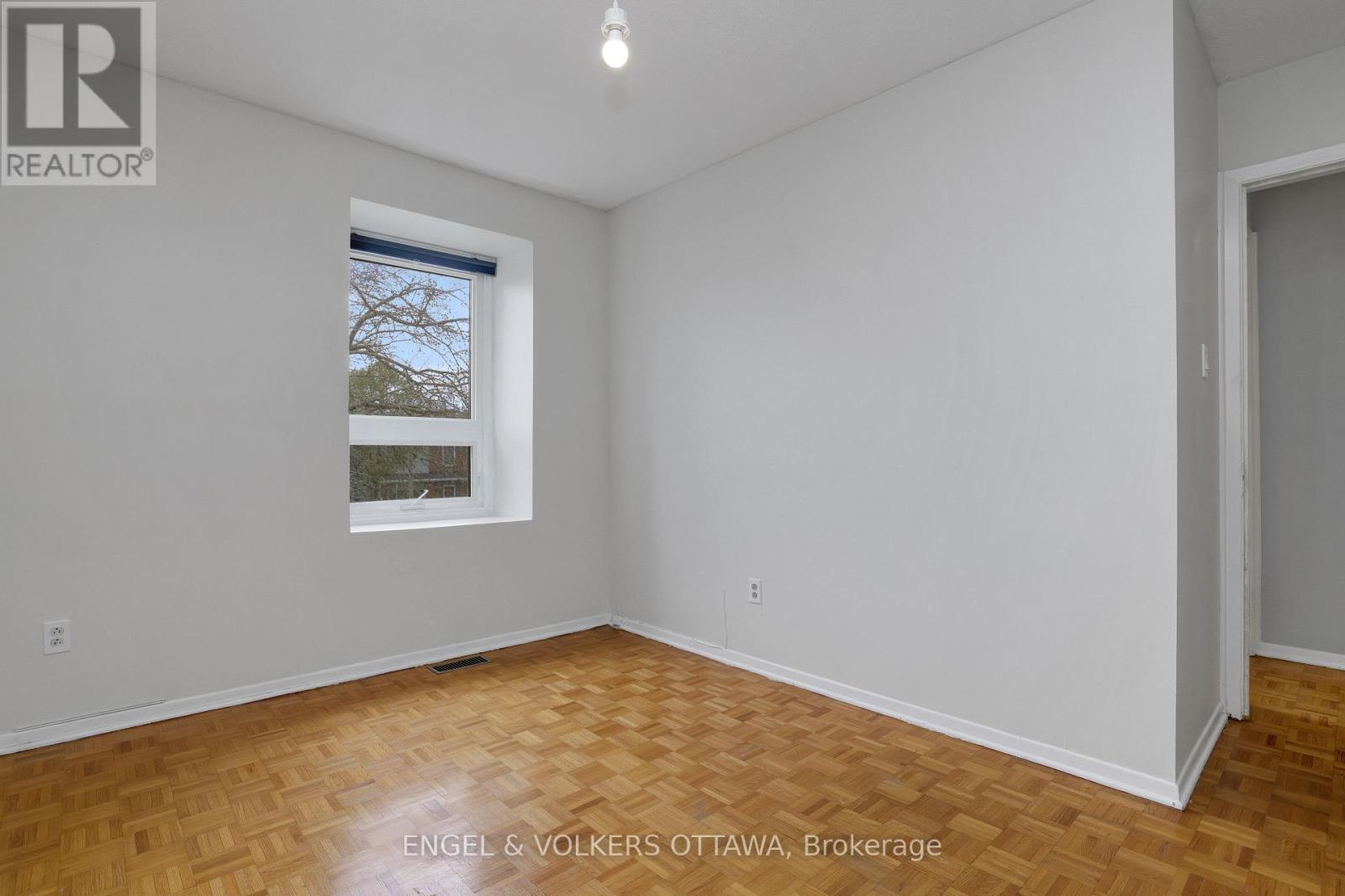 20 MEADOWBANK DRIVE, Ottawa, Ontario, K2G0N9 — Photo 25