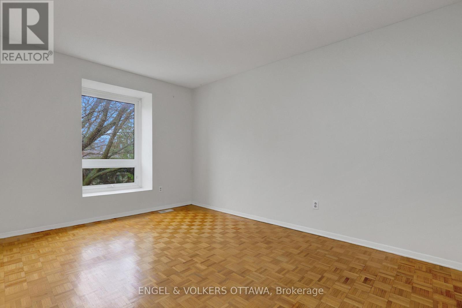 20 MEADOWBANK DRIVE, Ottawa, Ontario, K2G0N9 — Photo 33