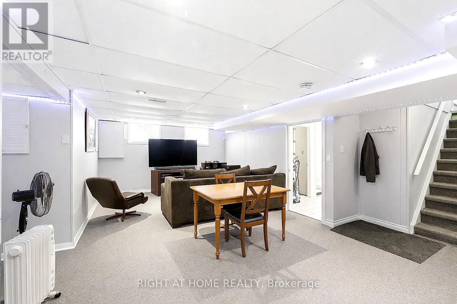 13 WESTVIEW CRESCENT, Hamilton (Waterdown), Ontario, L8B0E4 — Photo 14