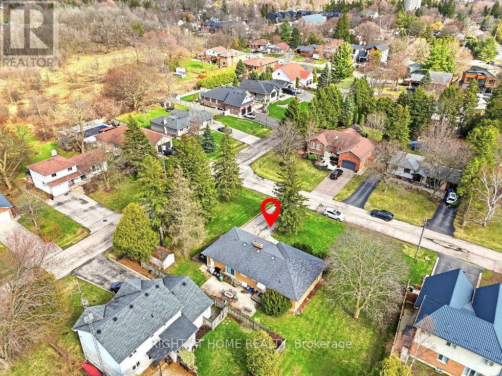13 WESTVIEW CRESCENT, Hamilton (Waterdown), Ontario, L8B0E4 — Photo 18