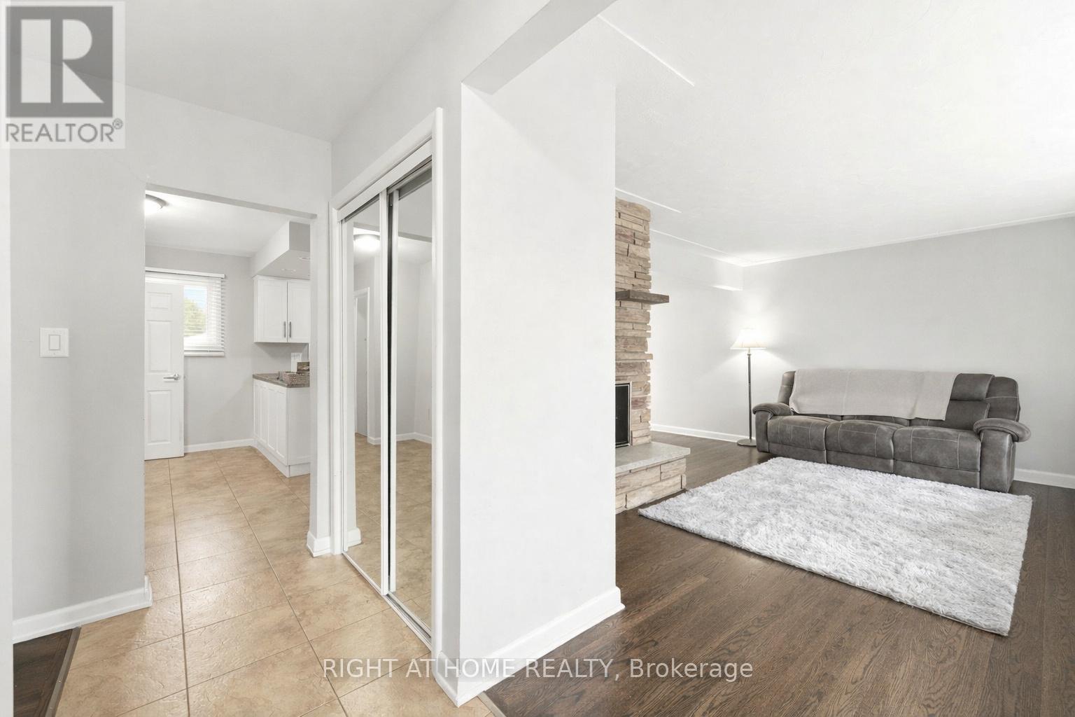 13 WESTVIEW CRESCENT, Hamilton (Waterdown), Ontario, L8B0E4 — Photo 8