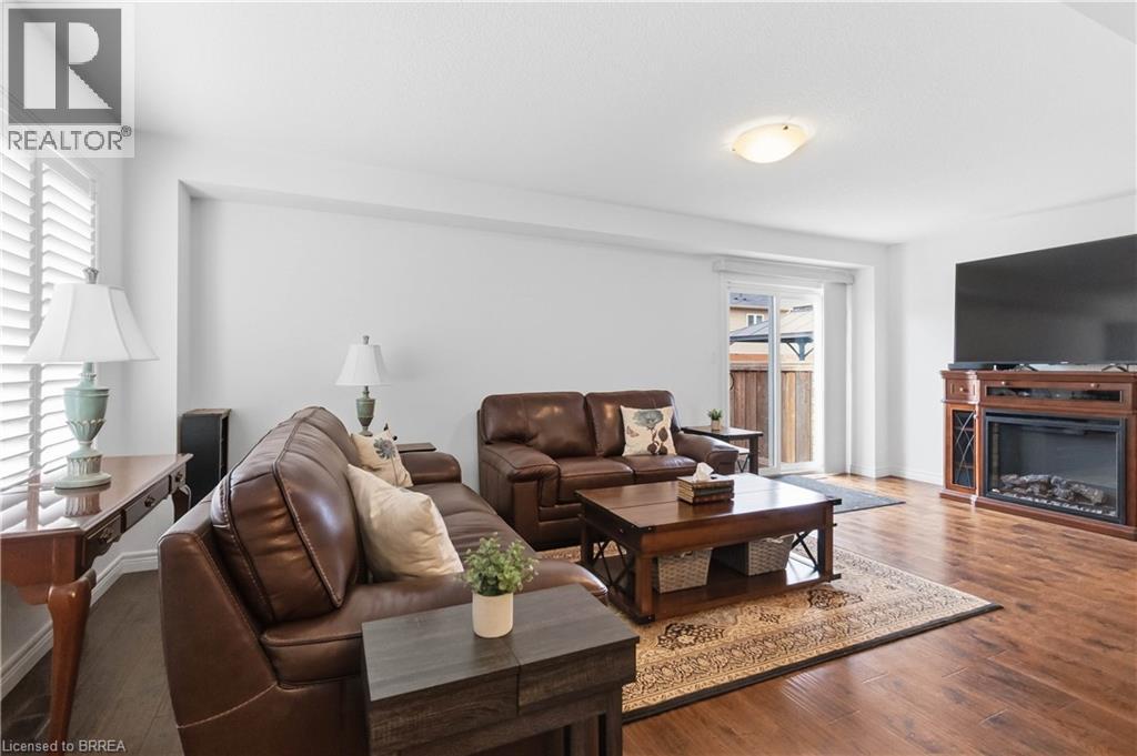 1 CHARLESWOOD Crescent, Hannon, Ontario, L0R1P0 — Photo 10