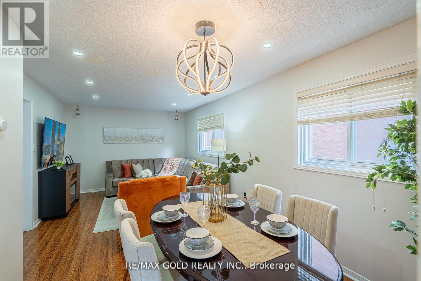 94 BIGHORN CRESCENT, Brampton (Sandringham-Wellington), Ontario, L6R1G7 — Photo 6