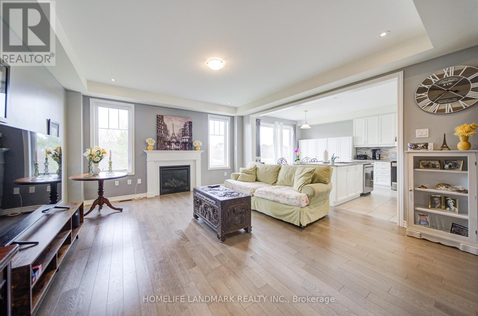 106 BARKERVILLE DRIVE, Whitby, Ontario, L1P0L8 — Photo 10