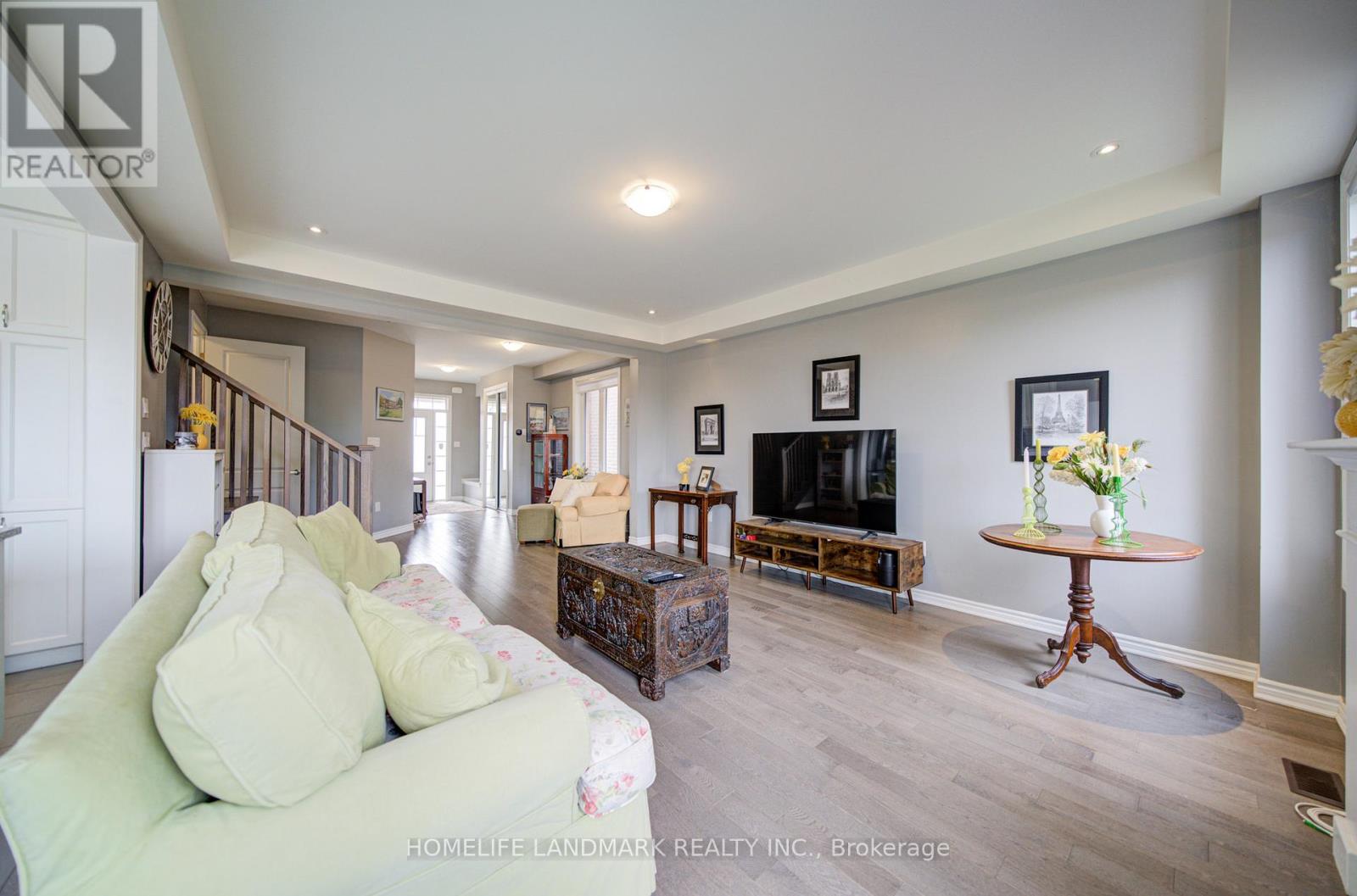 106 BARKERVILLE DRIVE, Whitby, Ontario, L1P0L8 — Photo 12