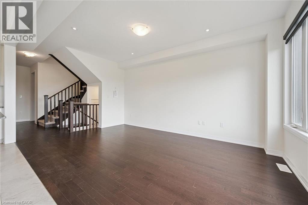 421 NEWMAN Drive, Cambridge, Ontario, N1S0E1 — Photo 12