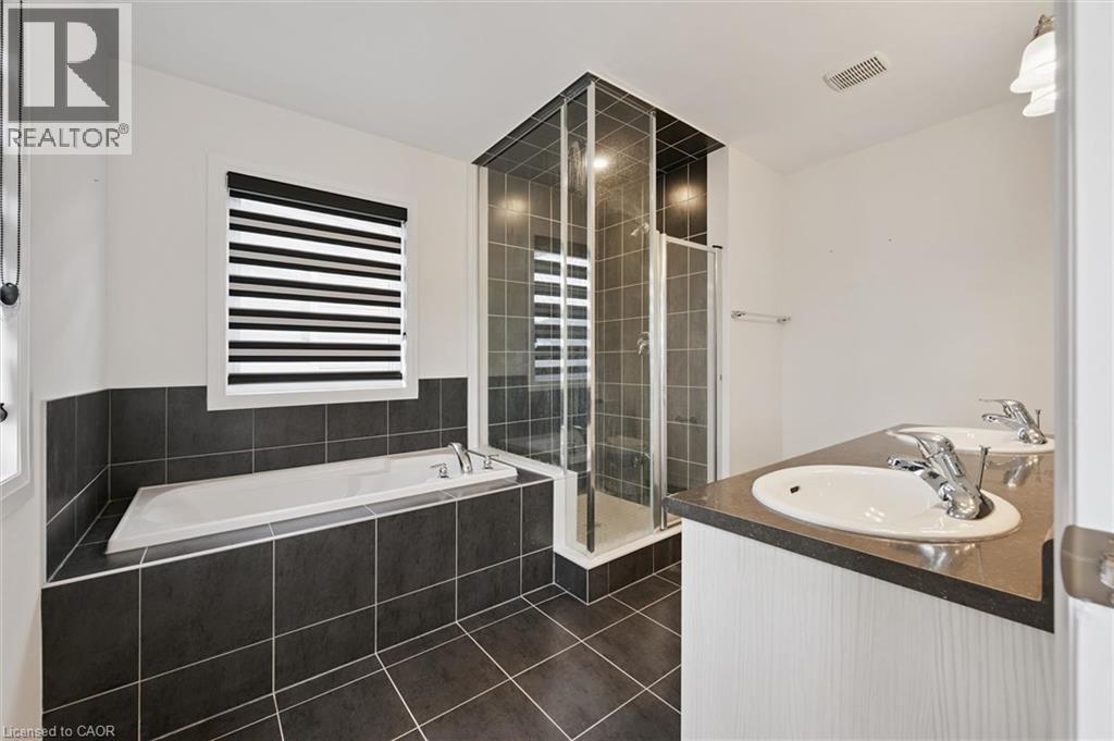 421 NEWMAN Drive, Cambridge, Ontario, N1S0E1 — Photo 27