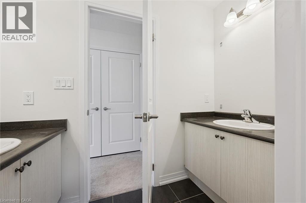 421 NEWMAN Drive, Cambridge, Ontario, N1S0E1 — Photo 36