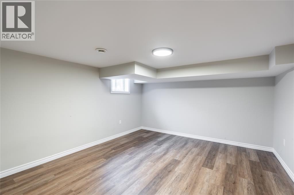 27 TURNER DRIVE Unit# 32, Sarnia, Ontario, N7S4R9 — Photo 20