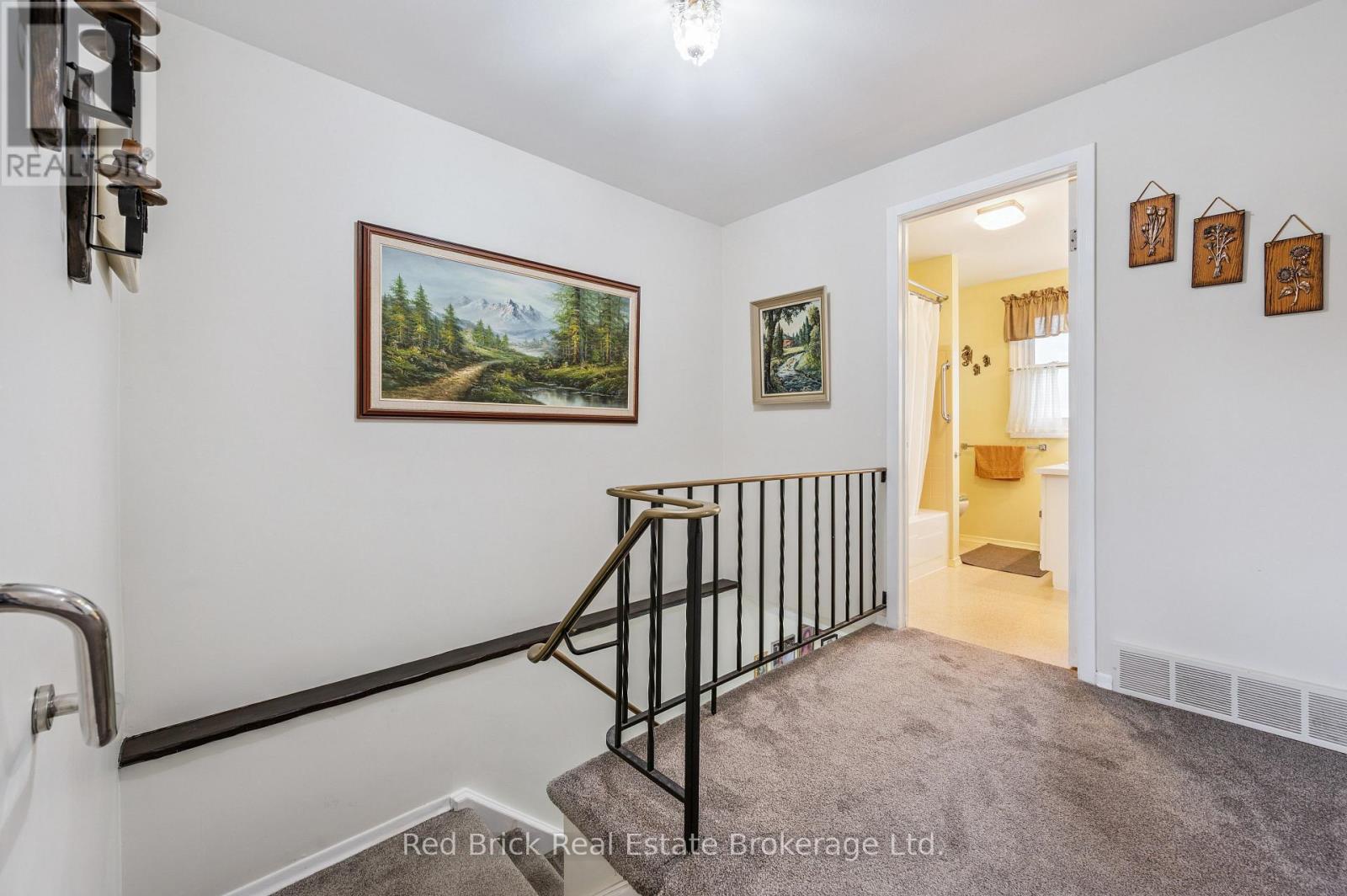 53 SHADELAND CRESCENT, Kitchener, Ontario, N2M2J1 — Photo 10