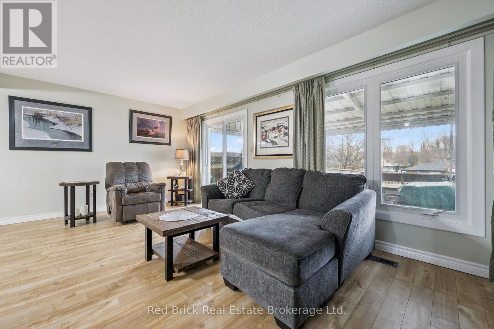 53 SHADELAND CRESCENT, Kitchener, Ontario, N2M2J1 — Photo 5