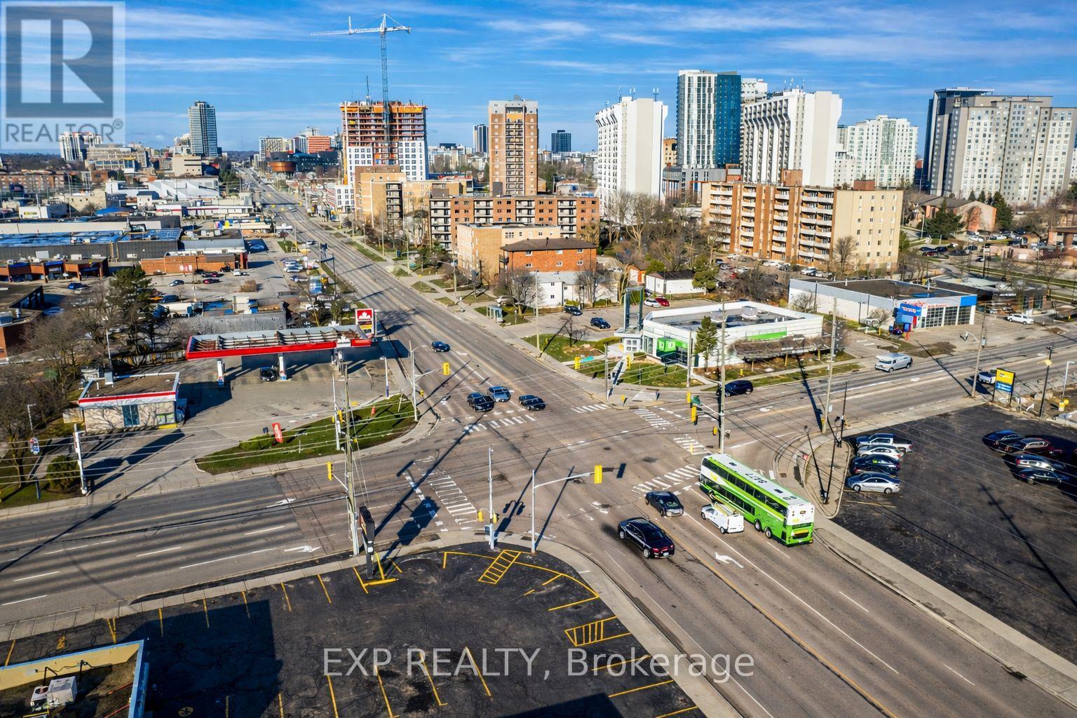 102 - 121 UNIVERSITY AVENUE E, Waterloo, Ontario, N2J4J1 — Photo 18