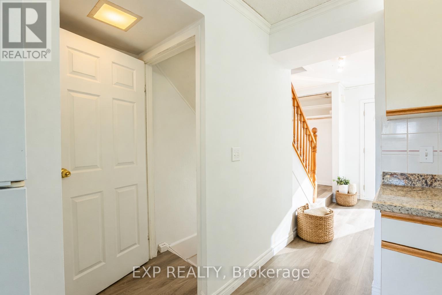 102 - 121 UNIVERSITY AVENUE E, Waterloo, Ontario, N2J4J1 — Photo 29