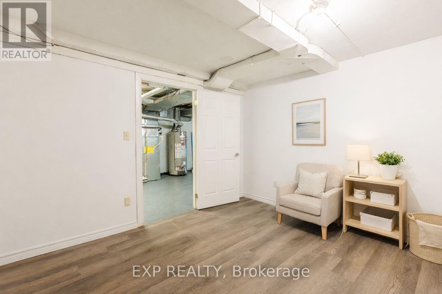 102 - 121 UNIVERSITY AVENUE E, Waterloo, Ontario, N2J4J1 — Photo 30