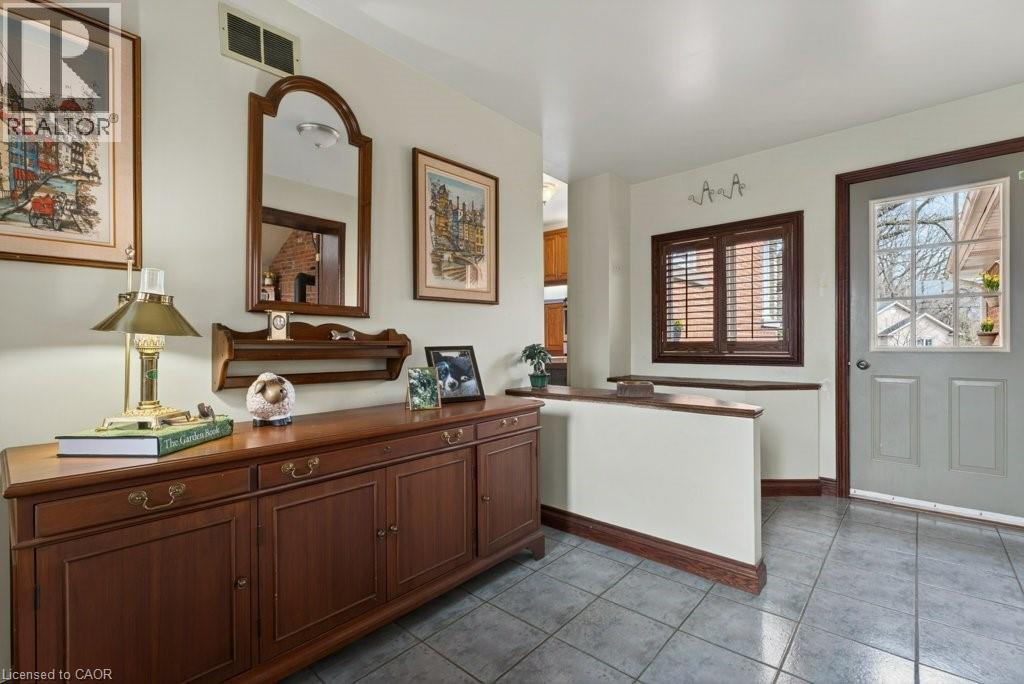 57 PARK Avenue E, Burlington, Ontario, L7T1Y2 — Photo 16