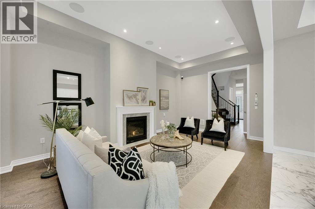 34 CARNEGIE Drive, Oakville, Ontario, L6H0V8 — Photo 10
