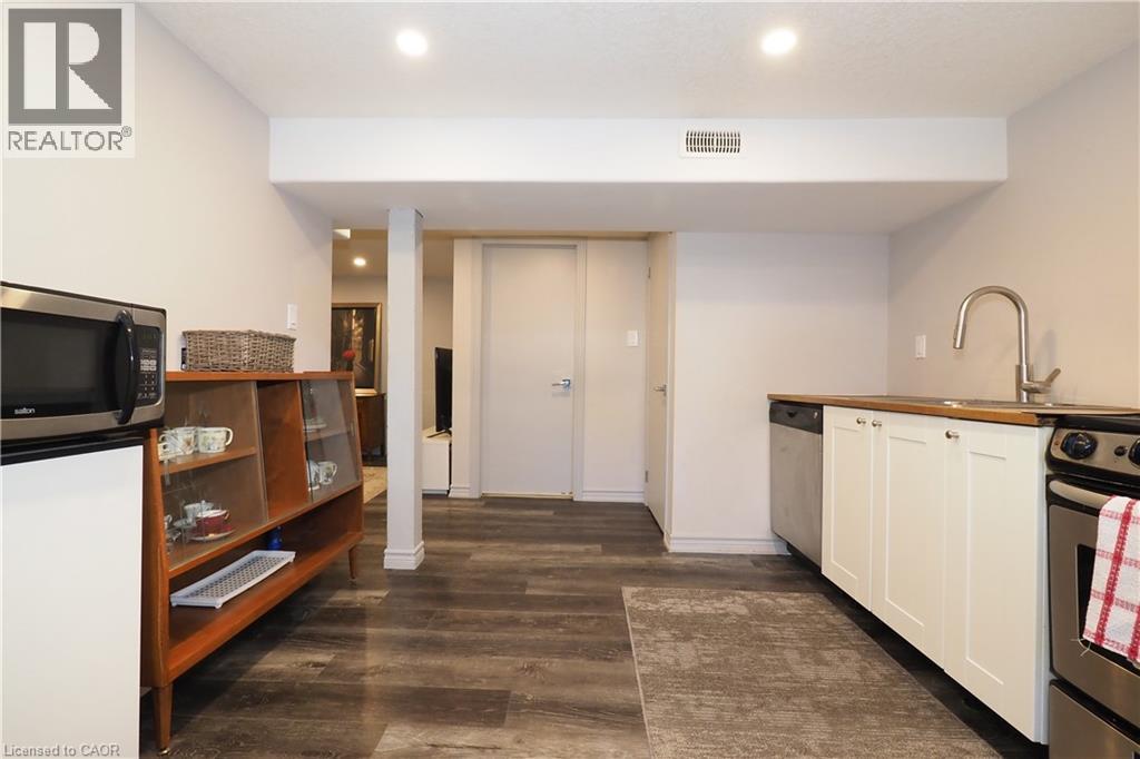 354 BLUCHER Boulevard, Kitchener, Ontario, N2H5V9 — Photo 27