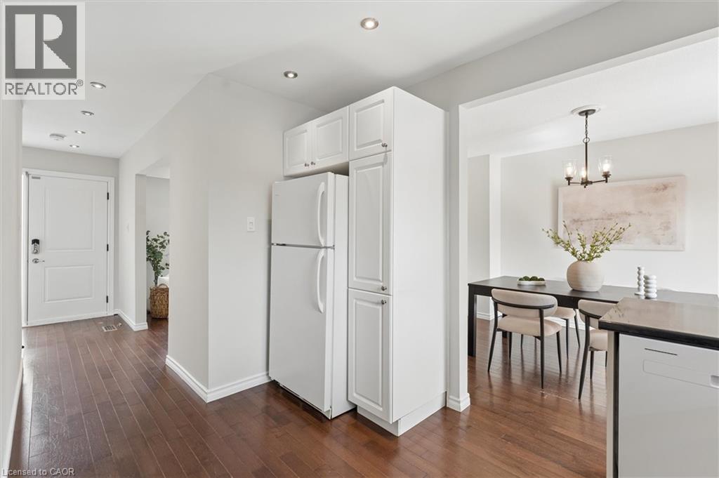 168 GREEN VALLEY Drive, Kitchener, Ontario, N2P1C4 — Photo 10