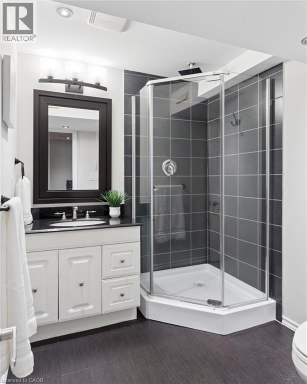 168 GREEN VALLEY Drive, Kitchener, Ontario, N2P1C4 — Photo 28